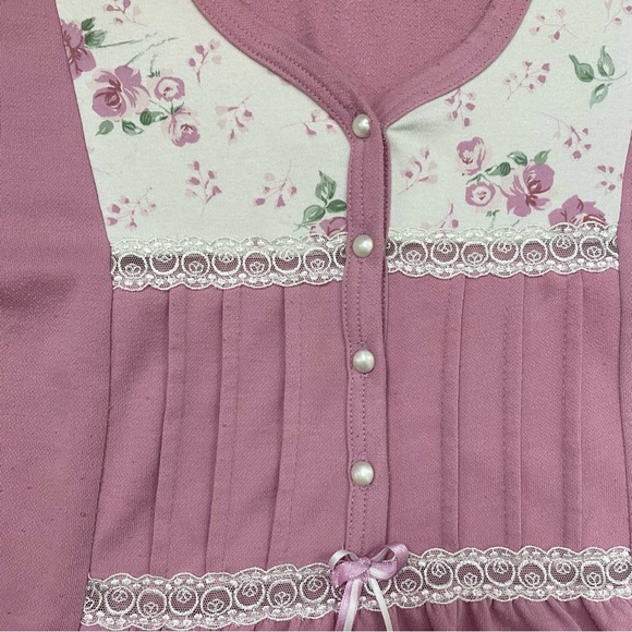 Vintage 1990s Pink Floral Pajama Top - Picture 13 of 14